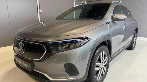 MERCEDES-BENZ EQA 250 250 /Skinn/ Krok/ Keyless/ Advanced+++
