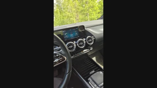 MERCEDES-BENZ EQA 250 250
