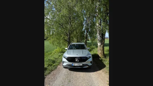 MERCEDES-BENZ EQB 300 4MATIC 300 4MATIC Progressive 7-s