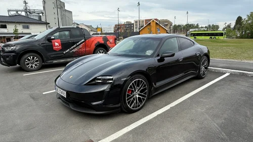 PORSCHE Taycan 4S 4S Performance Plus - Service - Chrono - Godt utstyrt
