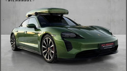 PORSCHE Taycan 4S 4S Performance Battery Plus // Mamba Green