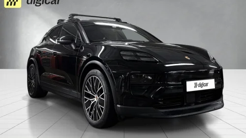 PORSCHE Macan 4 4 / Bakakselstyring / Bose / 18v / 21" / Hengerfeste ++