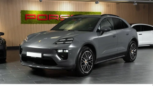 PORSCHE Macan 4 4/Offroad-Design/18-veis/Hengerfeste/Matrix/SportSound+