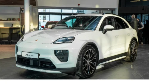 PORSCHE Macan 4 4/Luft/18-way/Bose®/head-up/led matrix