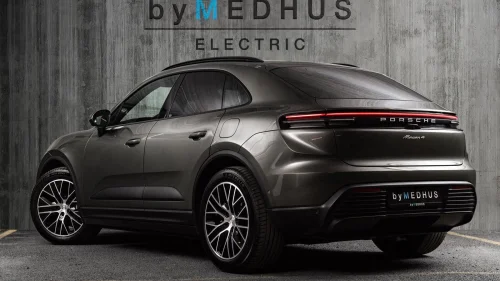 PORSCHE Macan 4 4. HUD, Chrono, Pano, 360, 14-V, ACC, Digital key