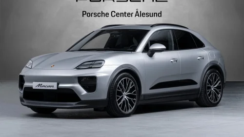 PORSCHE Macan 4 4 408HK,Krok,Matrix,Pano,18-v,ComfAcc,SurrView,BOSE++