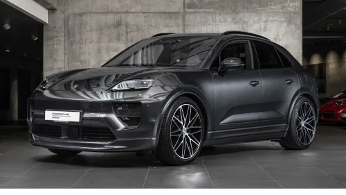PORSCHE Macan 4 4 Matrix, Sp.Chrono, BOSE®, Pass.Disp, InnoDrive