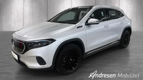 MERCEDES-BENZ EQA 300 4MATIC 300 4MATIC / Panorama / Memory / Hengerfeste / Navi