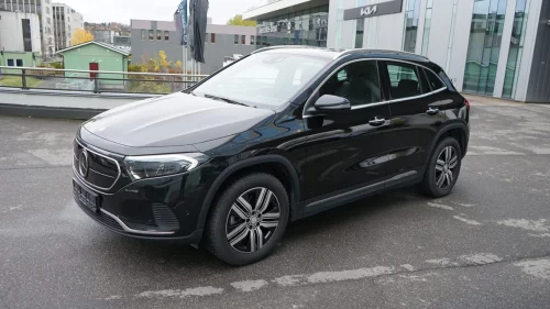 MERCEDES-BENZ EQA 300 4MATIC 300 4Matic / Godt utstyrt