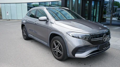 MERCEDES-BENZ EQA 300 4MATIC 4Matic AMG / godt utstyrt !