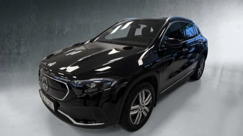 MERCEDES-BENZ EQA 300 4MATIC Stabil, komfortabel og trygg helårs-elbil