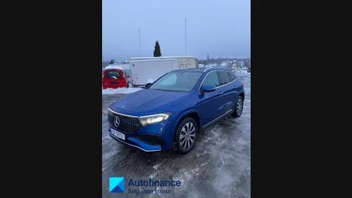 MERCEDES-BENZ EQA 300 4MATIC 300 4MATIC AMG / Panorama / Special Edition +Topputstyr