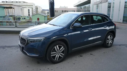 MERCEDES-BENZ EQA 300 4MATIC EQA300 4Matic mye utstyr !