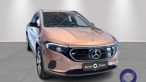 MERCEDES-BENZ EQA 300 4MATIC / MEMORY / ADAPTIV CRUISE / GODT UTSTYRT! /