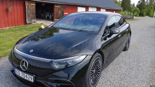 MERCEDES-BENZ EQS 580 4MATIC 580 4matic/Amg/HyperScreen/Bakaksel styr/Luft/Burmester
