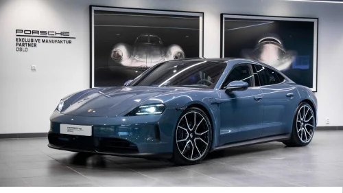 PORSCHE Taycan 4 4 408hk|Rear-Axle|BOSE|14-veis|Pano|PBP+++