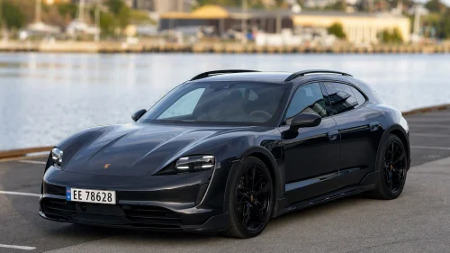 PORSCHE Taycan 4 CT4 | ACC | Fullskinn | 18v | Offroad | Headup | Bose