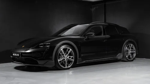 PORSCHE Taycan 4 4 Rear.Ax.St/Offroad/HUD/18.V/Matrix/21"/ACC/Skinn