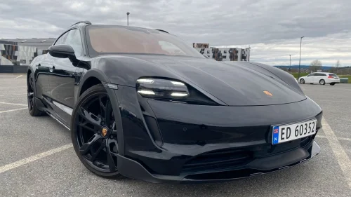 PORSCHE Taycan 4 4 Cross Turismo