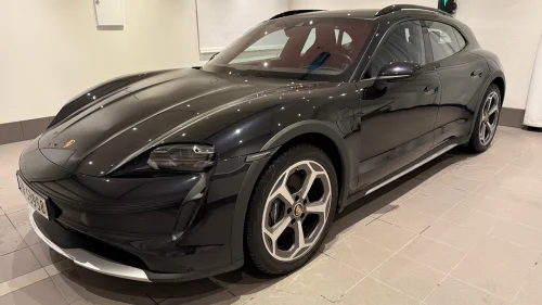 PORSCHE Taycan 4 4 hjulsstyring. 14 veis komfortseter Ny i Norge.