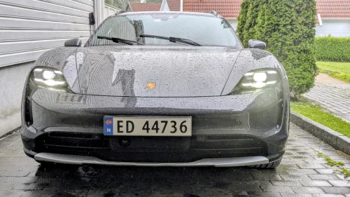 PORSCHE Taycan 4 4 Cross Turismo