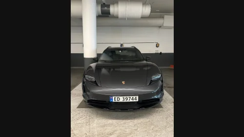 PORSCHE Taycan 4 4 Cross Turismo