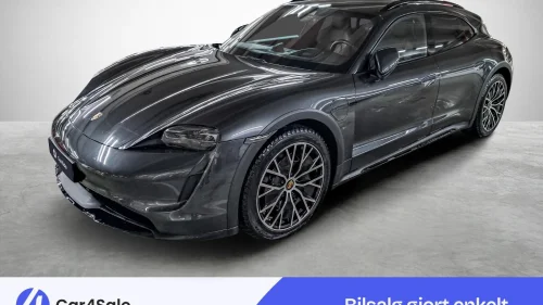 PORSCHE Taycan 4 4/ S.Chrono/ 18-Veis/ BOSE/ P.Varm/ V.Pumpe/ PDLS Plus