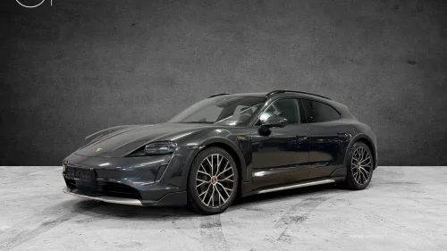 PORSCHE Taycan 4 4 | Bose| 18.Veis | Sport Chrono |   Bakhjulst. |  Pano