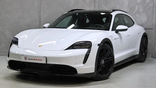 PORSCHE Taycan 4 4 | ACC| PANO| SPORT CHRONO| VARMEPUMPE| S+V HJUL