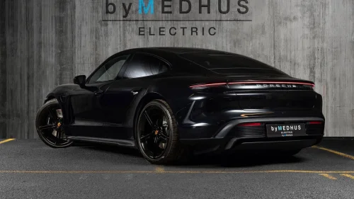 PORSCHE Taycan Turbo Turbo 680hk - R-Axle - PDCC - Pano - ACC - Chrono ++