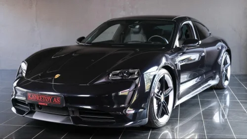 PORSCHE Taycan Turbo TURBO /21"/VELHOLDT/PANO/BOSE/MATRIX/NY SERVICE/GARANTI