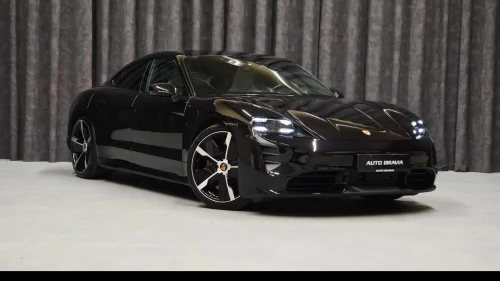 PORSCHE Taycan Turbo TURBO/680HK/REAR.AX.STEER/N.VISION/18-VEIS/ACC/HUD/BOSE