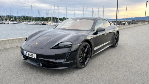 PORSCHE Taycan Turbo Turbo