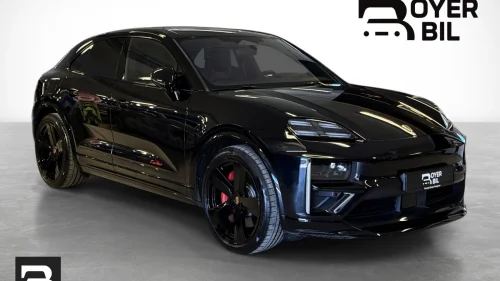 PORSCHE Macan Turbo Turbo Pano 22" Hengerfeste SportChrono Bose 18veis++