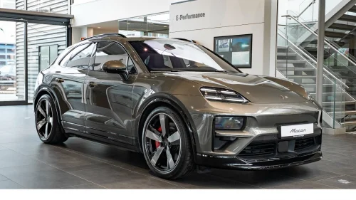 PORSCHE Macan Turbo Turbo/bakaksel st/HUD/Sport Chrono/Matrix/