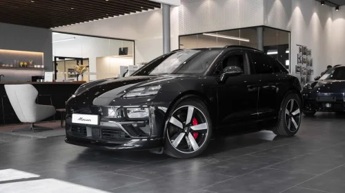 PORSCHE Macan Turbo Turbo Burmester®, 22",HUD,Pano+++