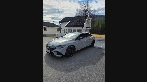 MERCEDES-BENZ AMG EQE 43 4MATIC AMG EQE 43 4MATIC Soltak|Krok|Sportsseter|Acc