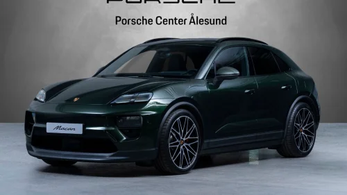 PORSCHE Macan 4S 4S 516HK,18-v,RearAxSteer,Luft,HUD,Matrix,BOSE,22" +++