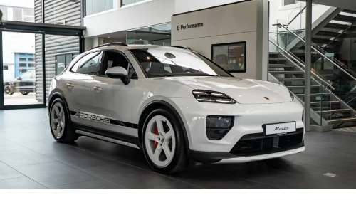 PORSCHE Macan 4S 4S/Porsche Torque Vectoring Plus (PTV+) /BOSE®/18-way/