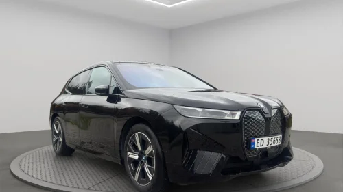BMW iX xDrive40 Fully Charged, Sportspakke, Pano, Krok, H&K, Skinn, HUD