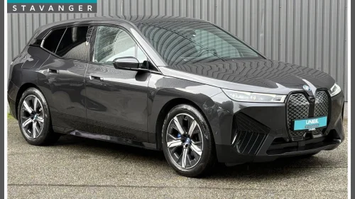 BMW iX xDrive40 xDrive40 Fully Charged + Sportspakke Garanti