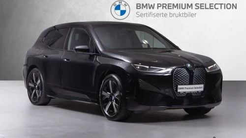 BMW iX xDrive40 FullyCharge-Sportspakke-Krok-Glasstak