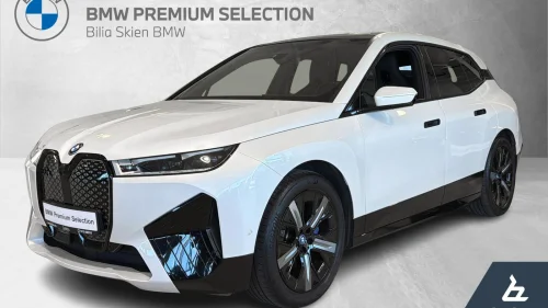 BMW iX xDrive40 xDrive40 Skylonge Harman Krok Comfacc