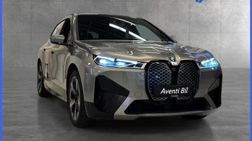 BMW iX xDrive40 IX40/21"/MASASJE/PANO/KROK/FULLY CHARGED/SPORT/BSI++