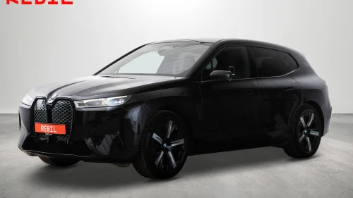 BMW iX xDrive40 xDrive40/Fully Charged/AWD/Krok/HUD/Pano/360/HK/Skinn