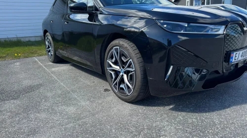 BMW iX xDrive40 xDrive40 M-Sport 4-hjulsstyring Luft Skinn Laser BSI