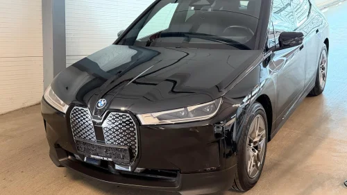 BMW iX xDrive40 IX40 - Mye utstyr - Tar innbytte - Tilbyr finansering