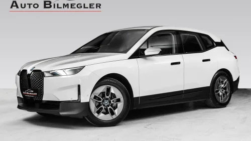 BMW iX xDrive40 40 X-DRIVE CHARGED SHADOW LINE 360K CRUISE LED KROK++++