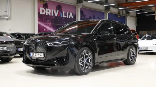BMW iX xDrive40 xDrive40 Fully Charged/Suite/Harman/22" sommer