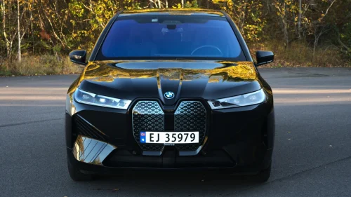 BMW iX xDrive50 50 Fully Charged Premium, HK, Soltak, Firehjuls styring